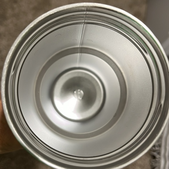 Stanley Tumbler, light pink, 20 oz, with straw - Picture 4 of 5